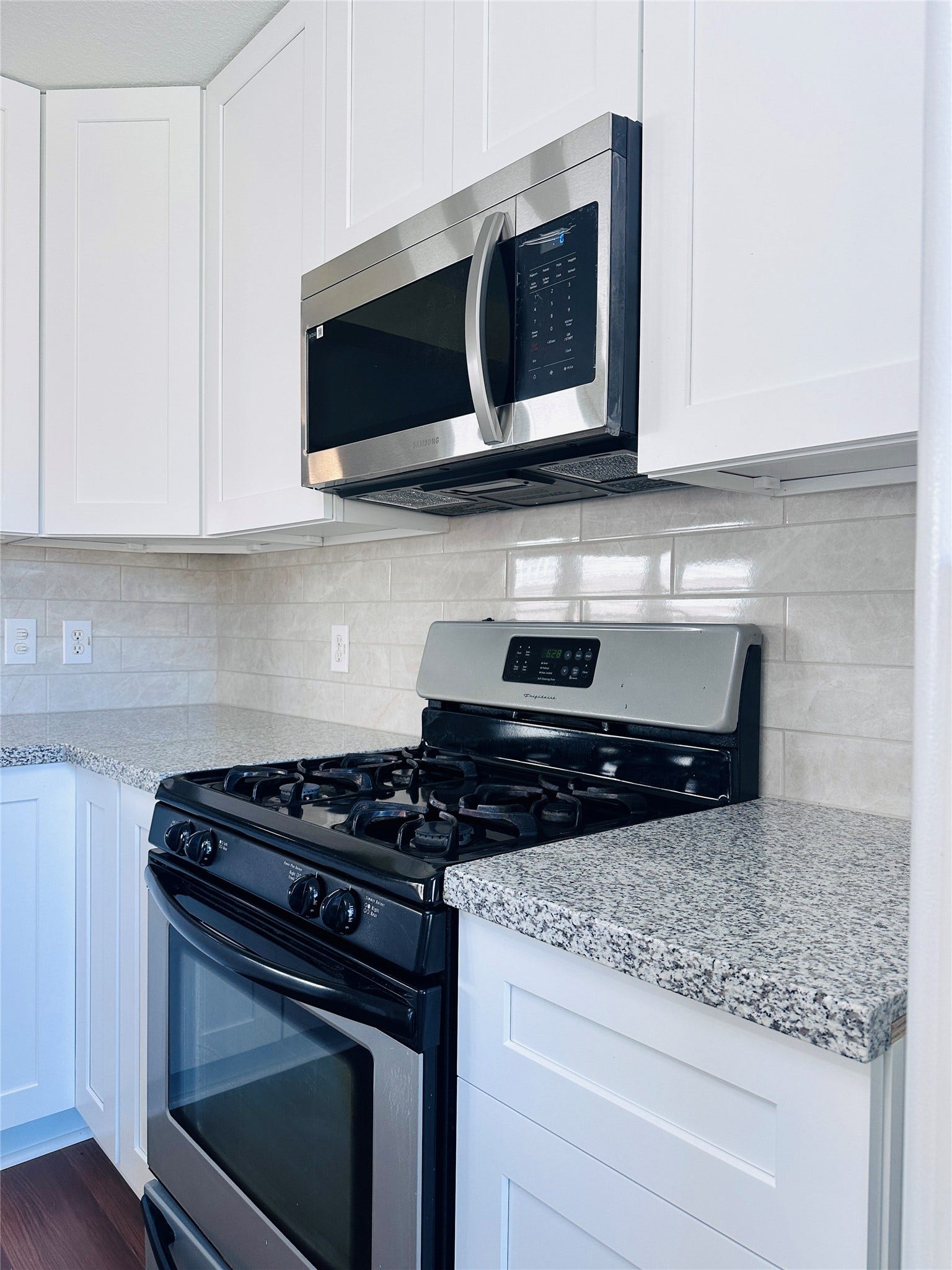 4750 Quiet Canyon Drive, Friendswood, TX 77546 4750 Quiet Canyon Drive, Friendswood, TX 77546