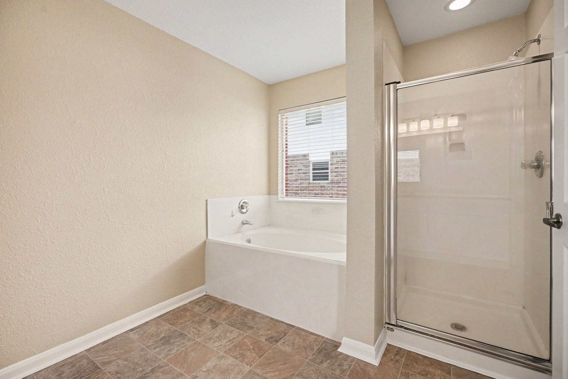 4750 Quiet Canyon Drive, Friendswood, TX 77546 4750 Quiet Canyon Drive, Friendswood, TX 77546