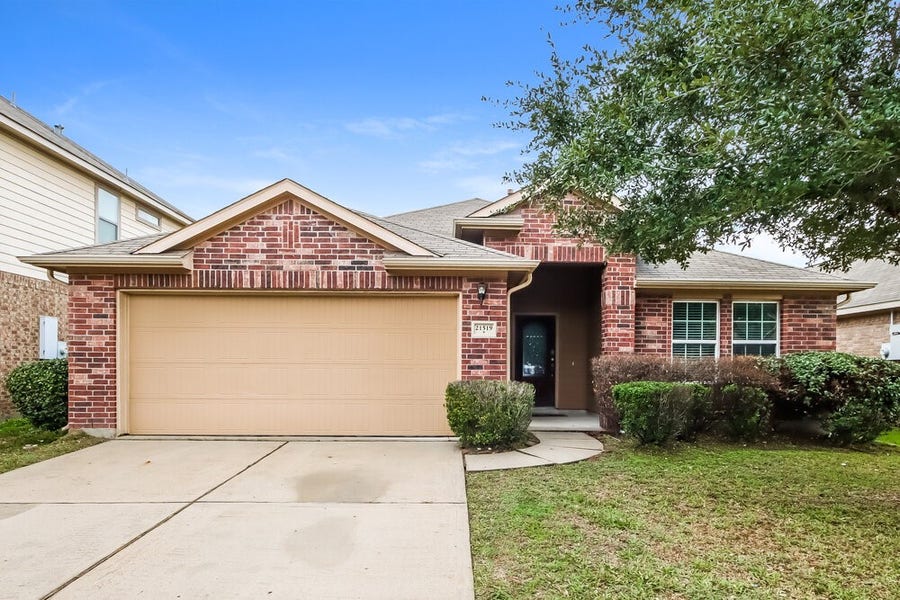 Property photo for 21519 Kings Bend Drive, Kingwood, TX