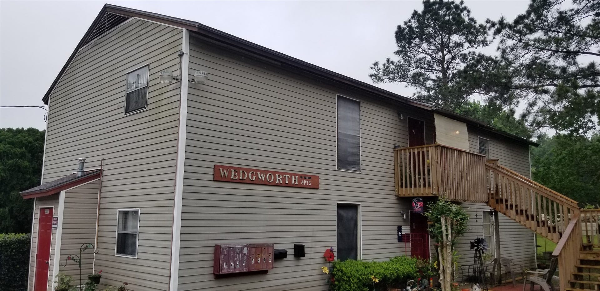 2017 W Sidnor Street, #4, Alvin, TX 77511 2017 W Sidnor Street, #4, Alvin, TX 77511