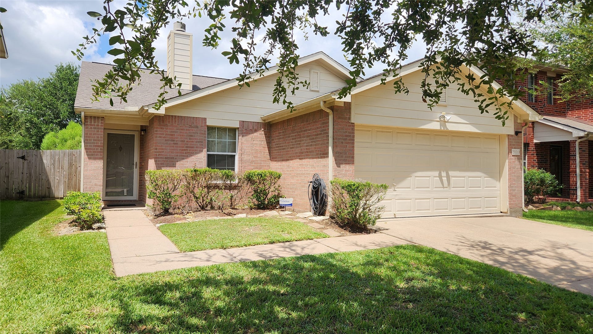 2010 Declaration Drive, Missouri City, TX 77459 2010 Declaration Drive, Missouri City, TX 77459