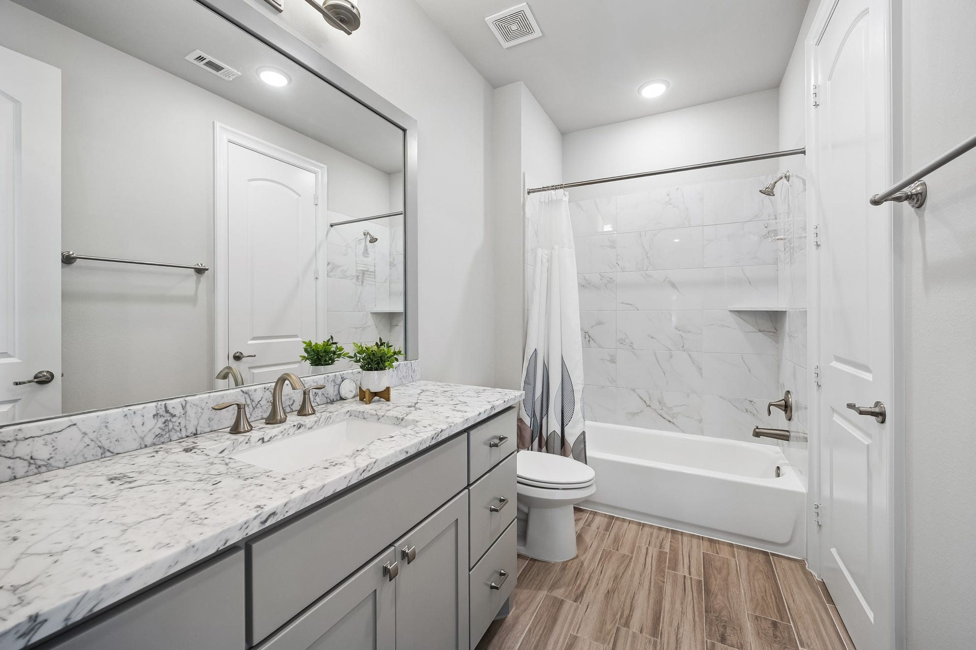 12515 Overcup Drive, Houston, TX 77024 12515 Overcup Drive, Houston, TX 77024