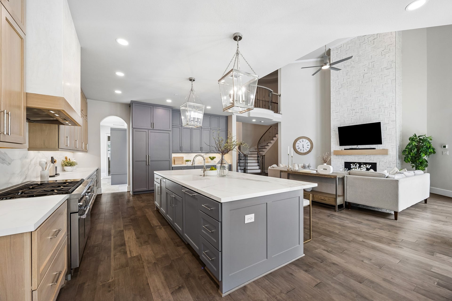 12515 Overcup Drive, Houston, TX 77024 12515 Overcup Drive, Houston, TX 77024