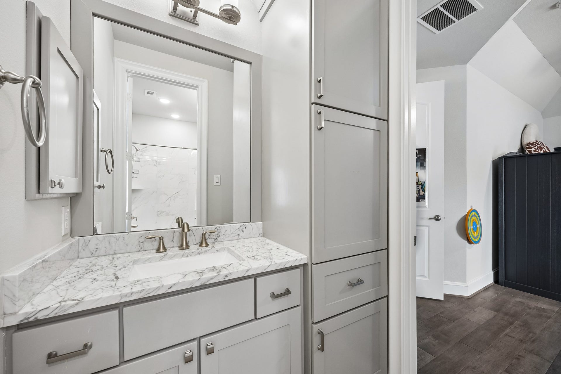 12515 Overcup Drive, Houston, TX 77024 12515 Overcup Drive, Houston, TX 77024