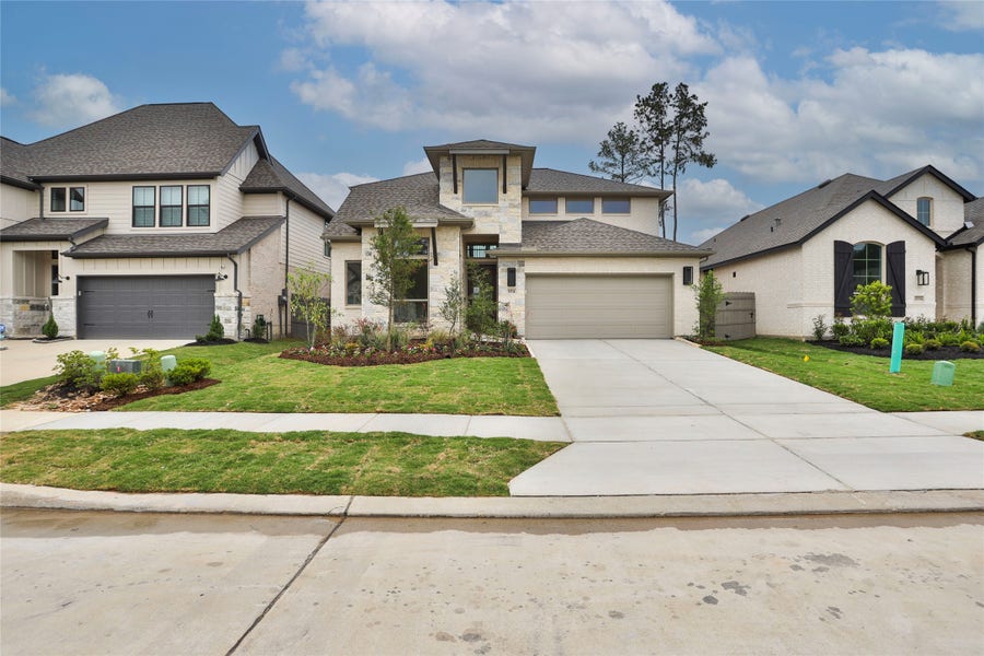 Property photo for 15734 Koi Gardens Lane, Conroe, TX