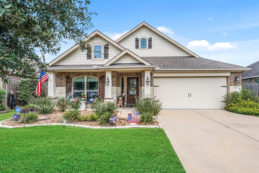 Property photo for 18306 Tacoma Ridge Drive, Tomball, TX