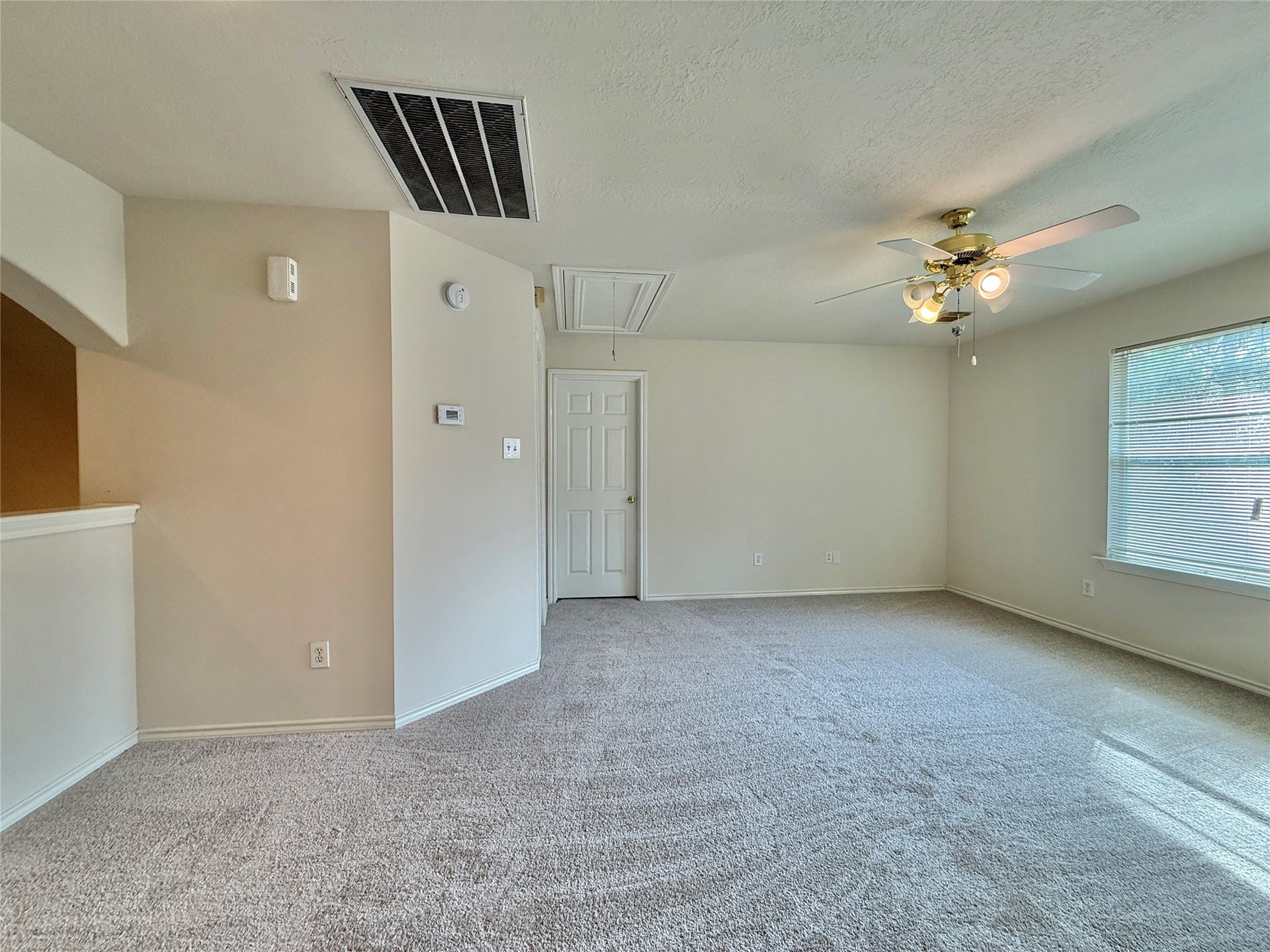110 S Merryweather Circle, The Woodlands, TX 77384 110 S Merryweather Circle, The Woodlands, TX 77384