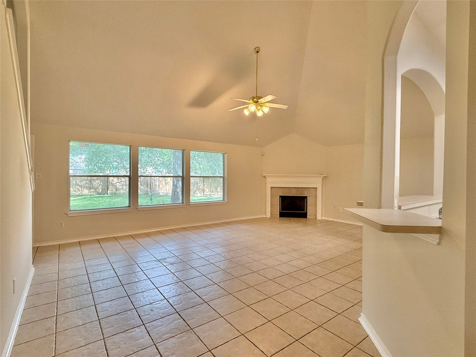 110 S Merryweather Circle, The Woodlands, TX 77384 110 S Merryweather Circle, The Woodlands, TX 77384