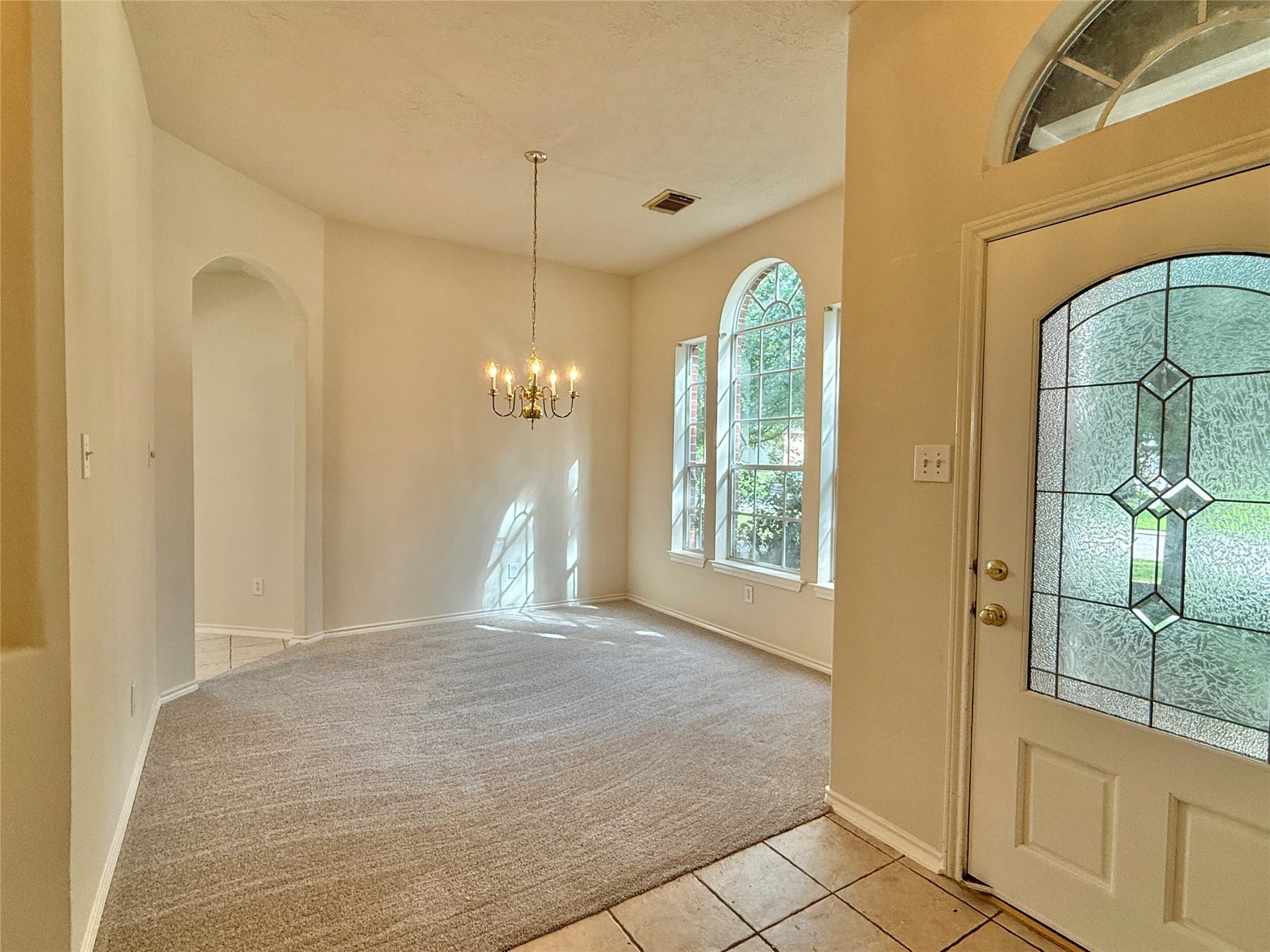 110 S Merryweather Circle, The Woodlands, TX 77384 110 S Merryweather Circle, The Woodlands, TX 77384