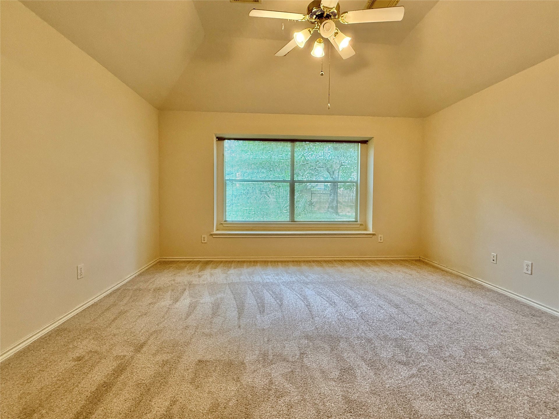 110 S Merryweather Circle, The Woodlands, TX 77384 110 S Merryweather Circle, The Woodlands, TX 77384