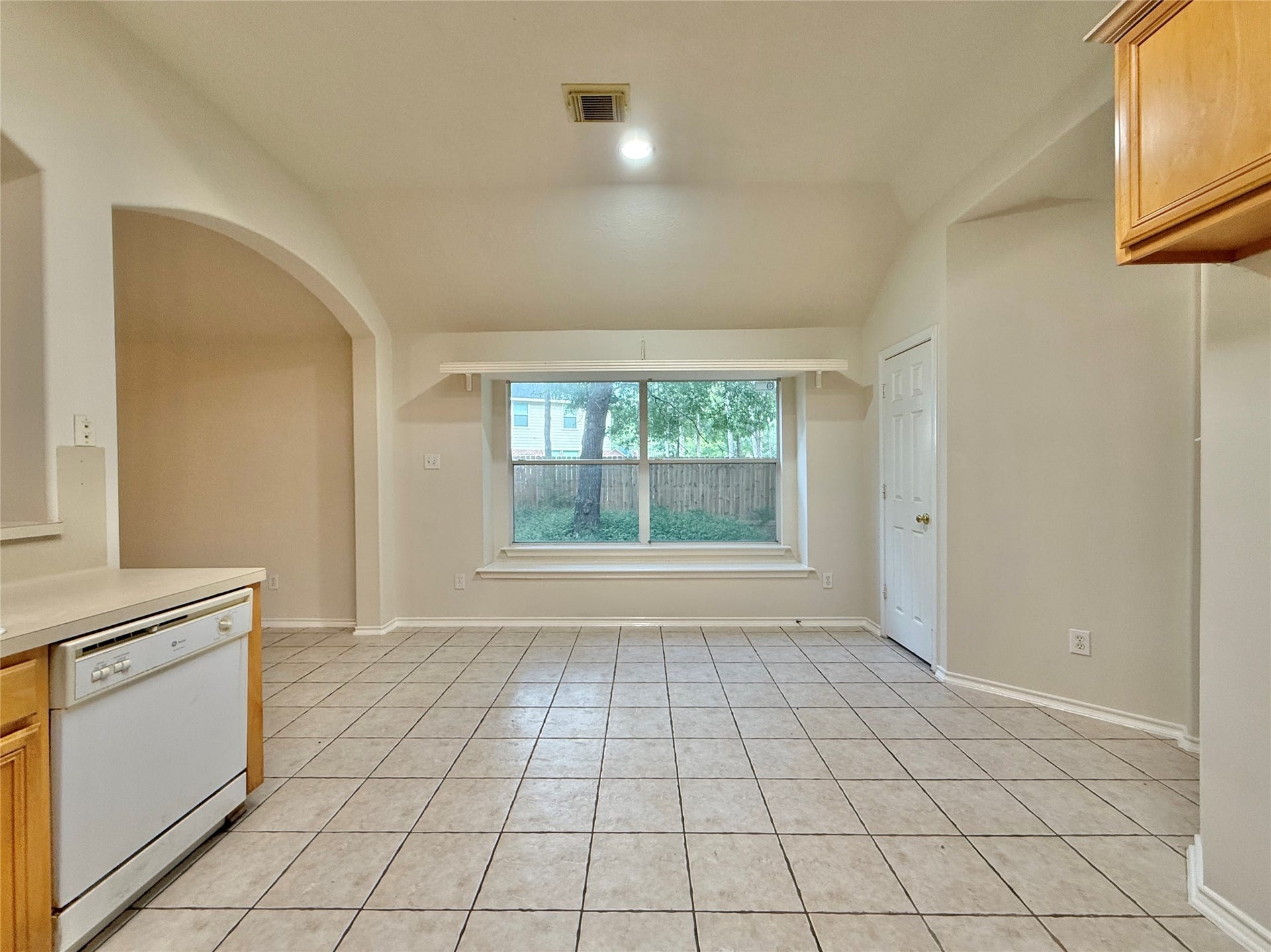 110 S Merryweather Circle, The Woodlands, TX 77384 110 S Merryweather Circle, The Woodlands, TX 77384