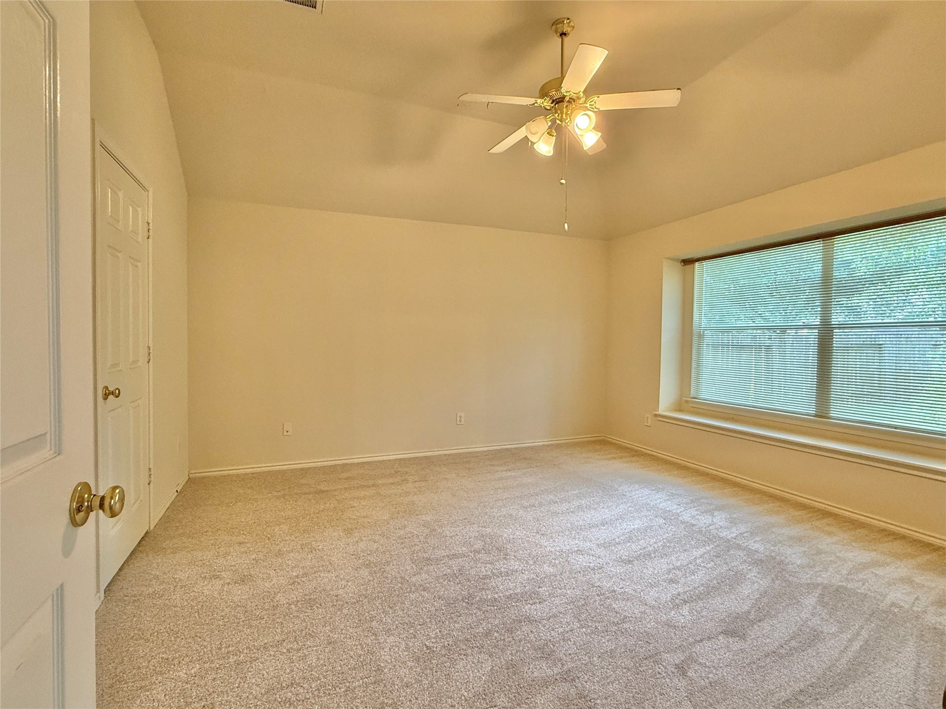 110 S Merryweather Circle, The Woodlands, TX 77384 110 S Merryweather Circle, The Woodlands, TX 77384