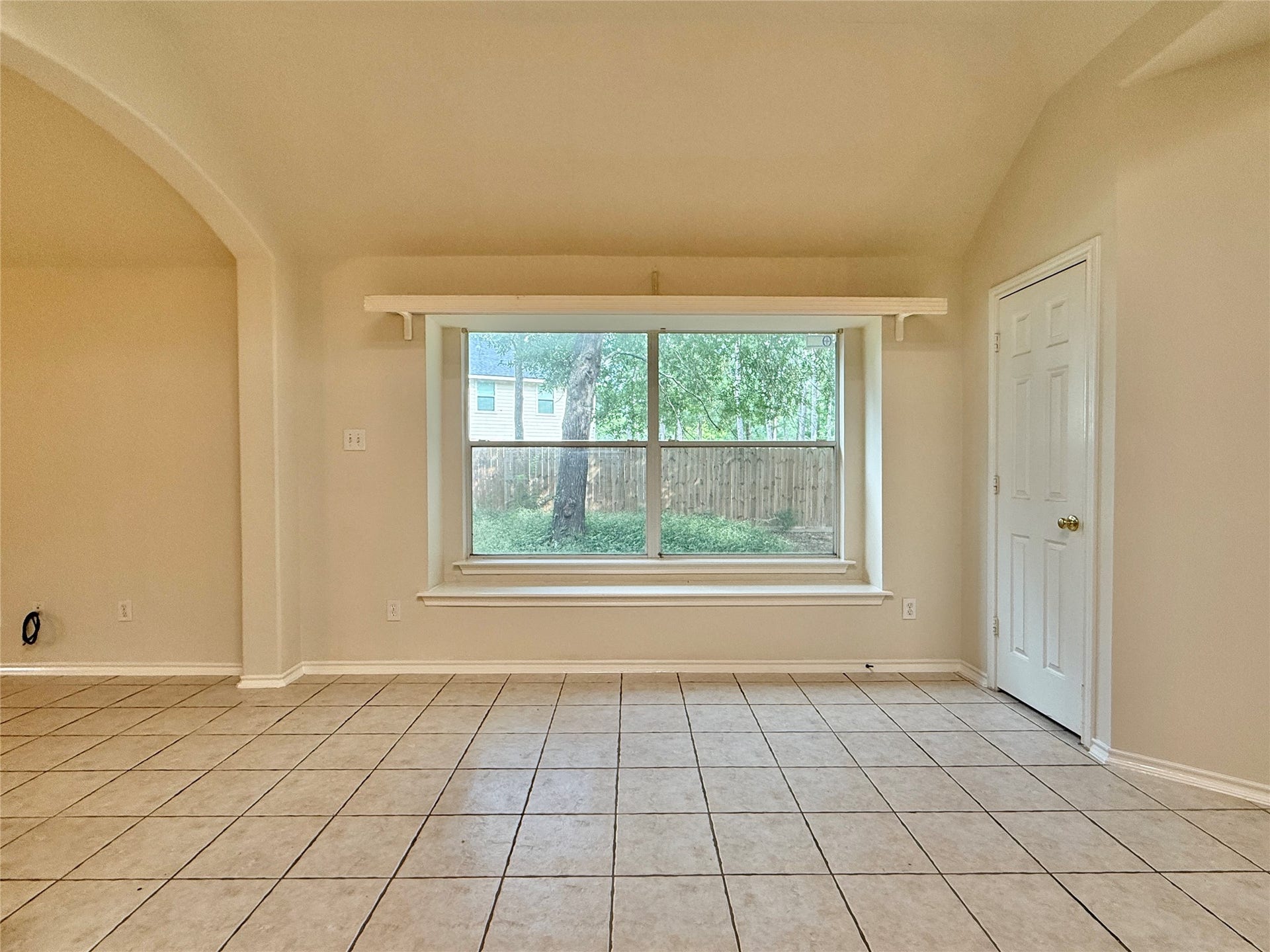110 S Merryweather Circle, The Woodlands, TX 77384 110 S Merryweather Circle, The Woodlands, TX 77384
