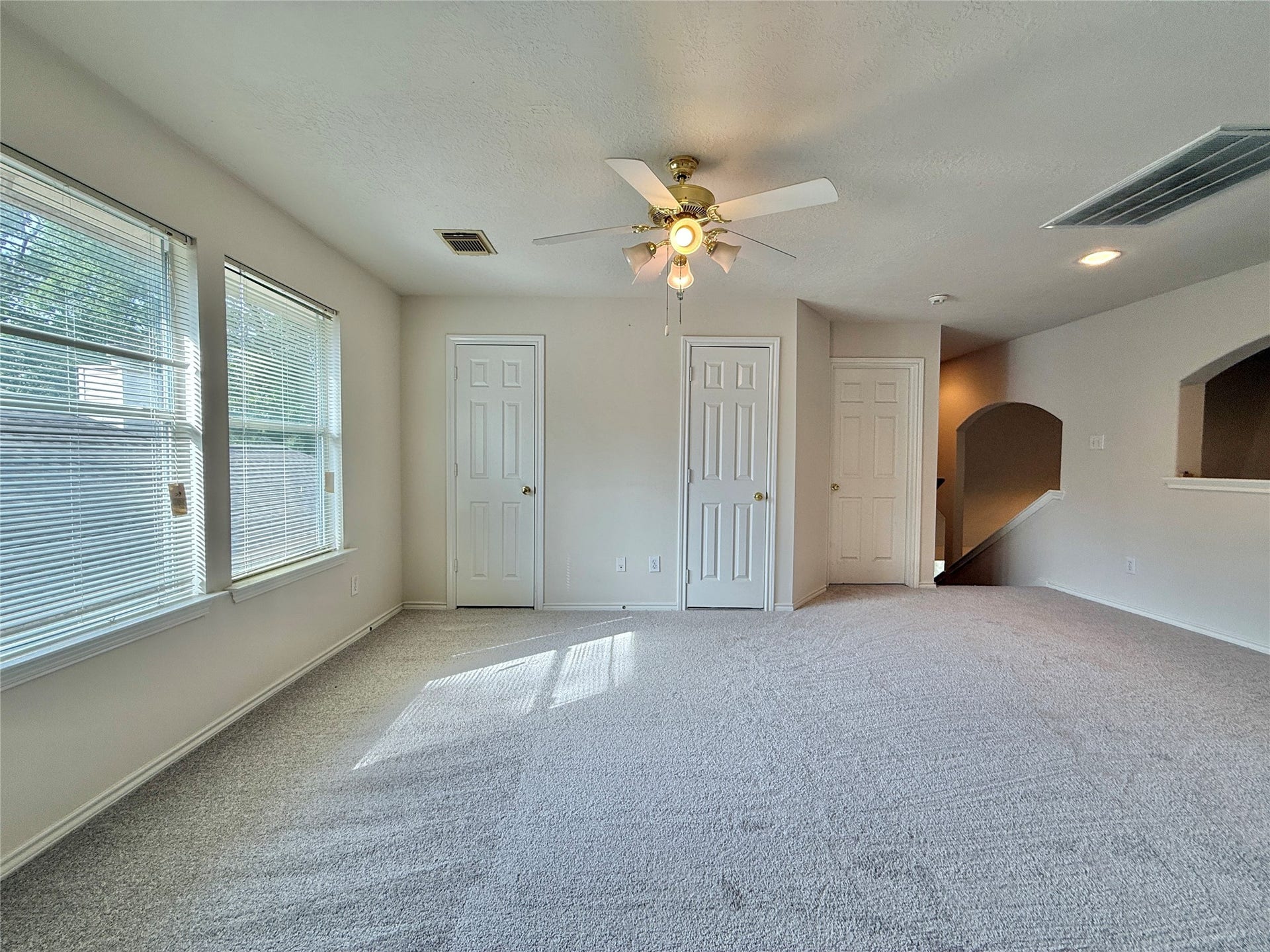 110 S Merryweather Circle, The Woodlands, TX 77384 110 S Merryweather Circle, The Woodlands, TX 77384