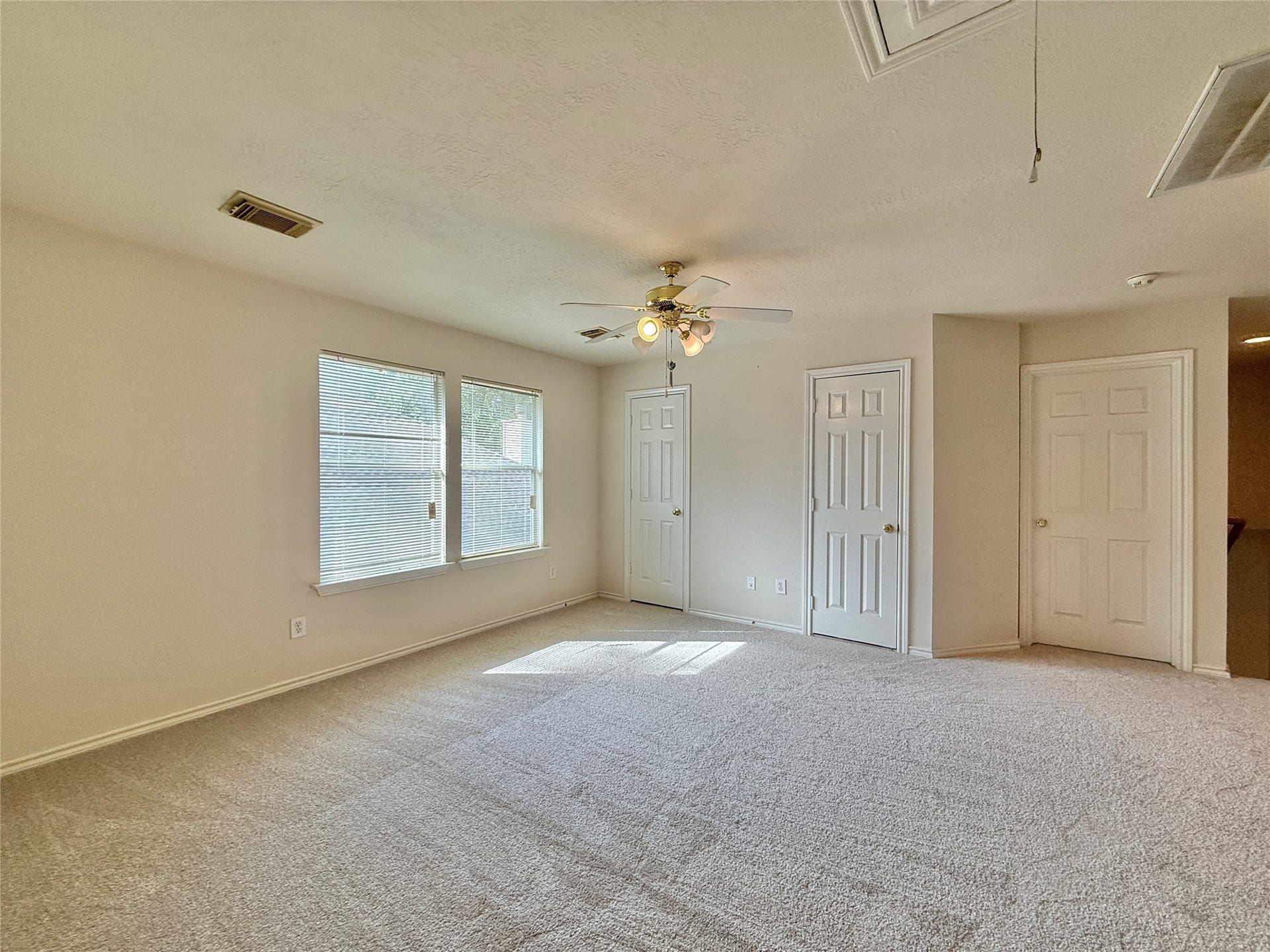 110 S Merryweather Circle, The Woodlands, TX 77384 110 S Merryweather Circle, The Woodlands, TX 77384