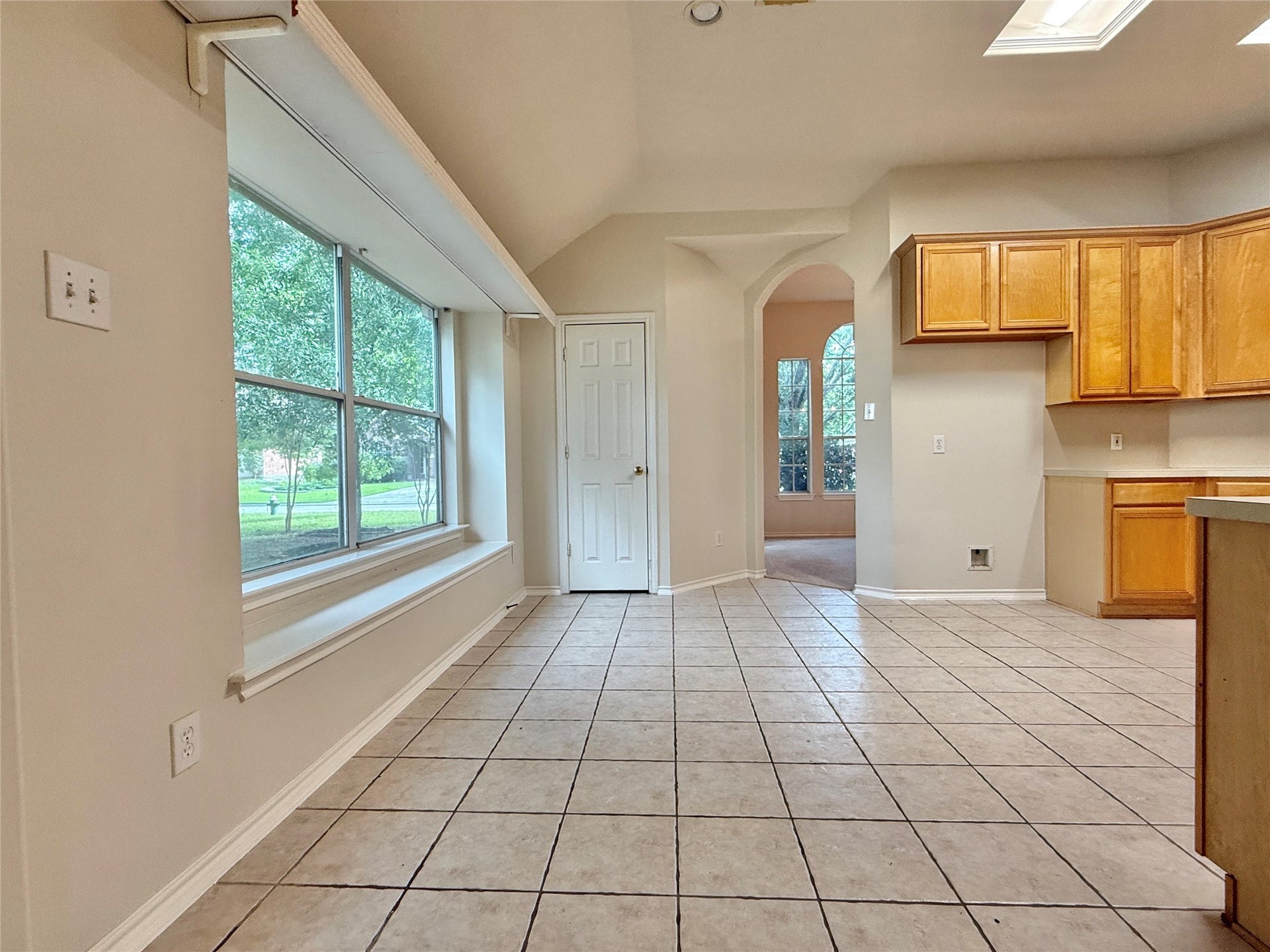 110 S Merryweather Circle, The Woodlands, TX 77384 110 S Merryweather Circle, The Woodlands, TX 77384