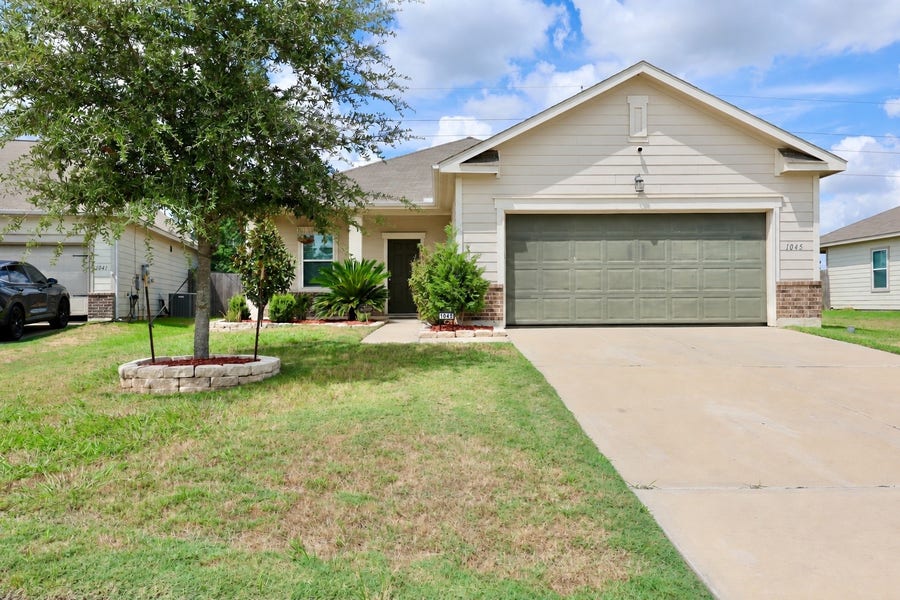 Property photo for 1045 Spindletree Lane, Brookshire, TX