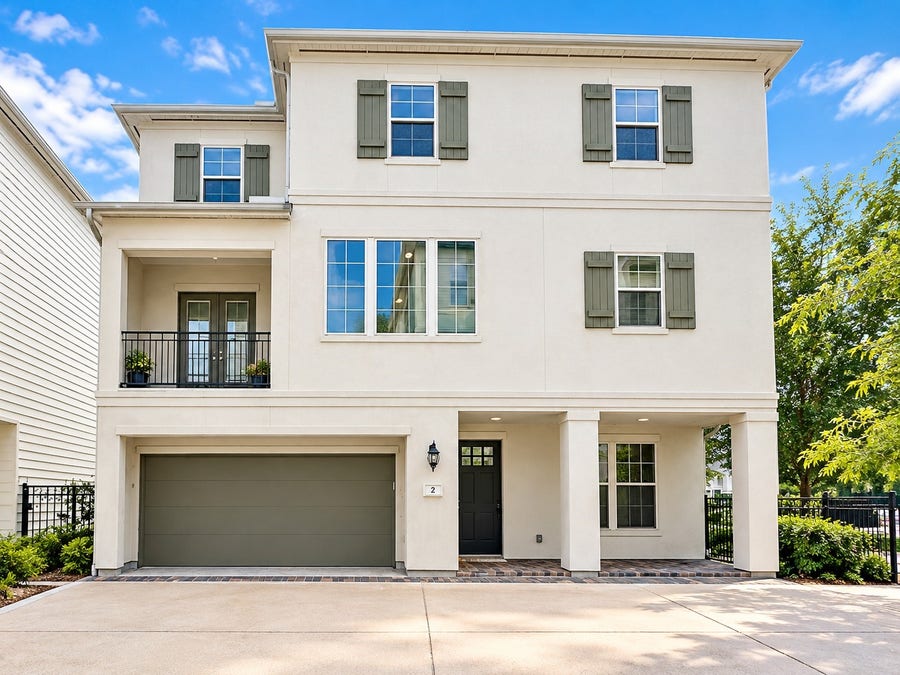 Property photo for 2 Hermann Park Court, Houston, TX