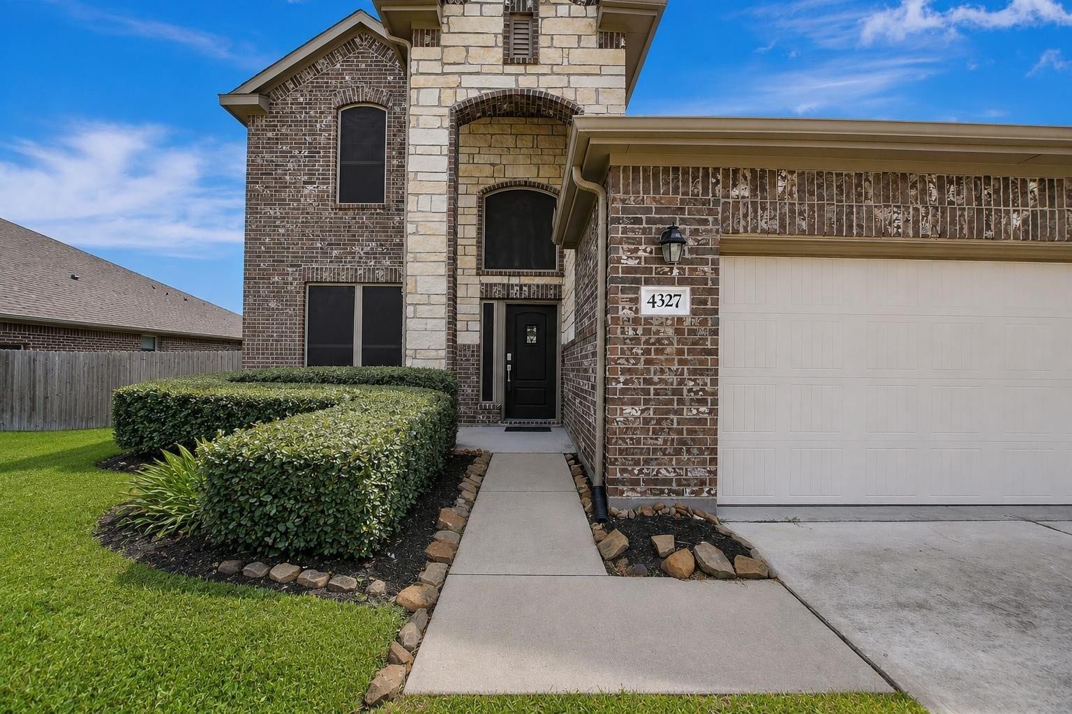4327 Oakdale Mist Drive, Dickinson, TX 77539 4327 Oakdale Mist Drive, Dickinson, TX 77539