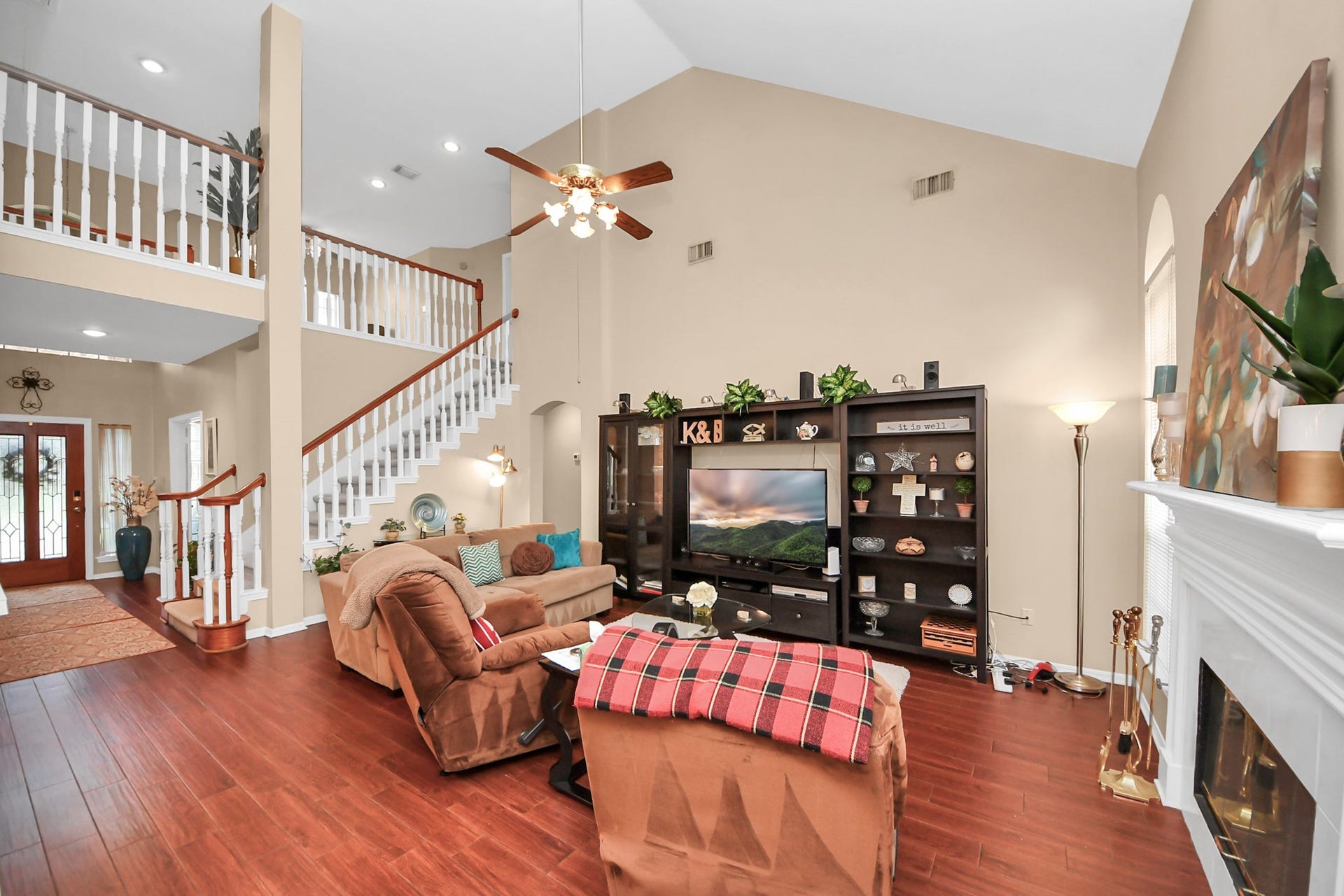 7015 Morningside Drive, Sugar Land, TX 77479 7015 Morningside Drive, Sugar Land, TX 77479