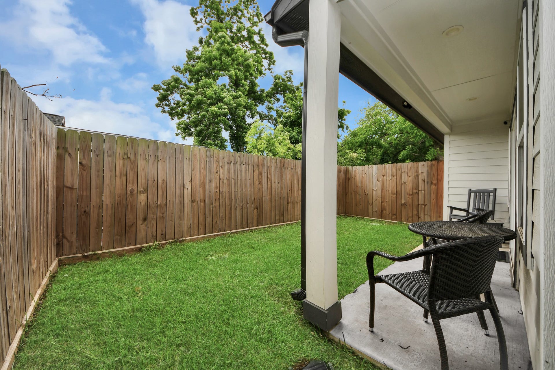837 W Little York Road, Houston, TX 77091 Because convenience matters.