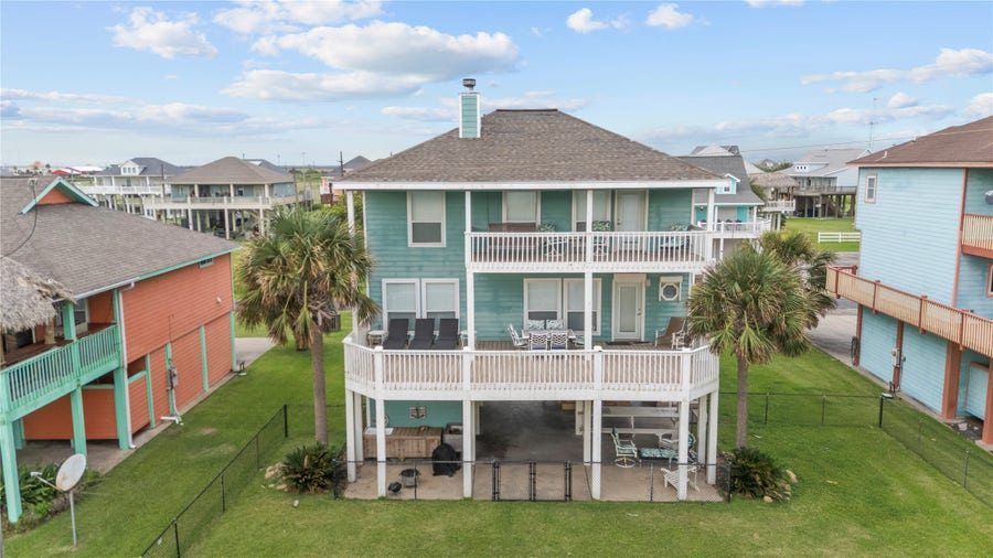 Property photo for 2324 Martinique, Crystal Beach, TX