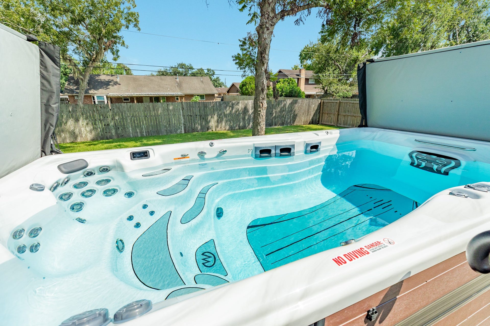 528 Daffodil Street, Lake Jackson, TX 77566 528 Daffodil Street, Lake Jackson, TX 77566