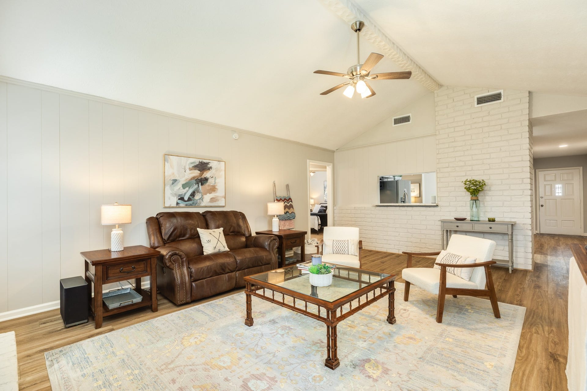 528 Daffodil Street, Lake Jackson, TX 77566 528 Daffodil Street, Lake Jackson, TX 77566