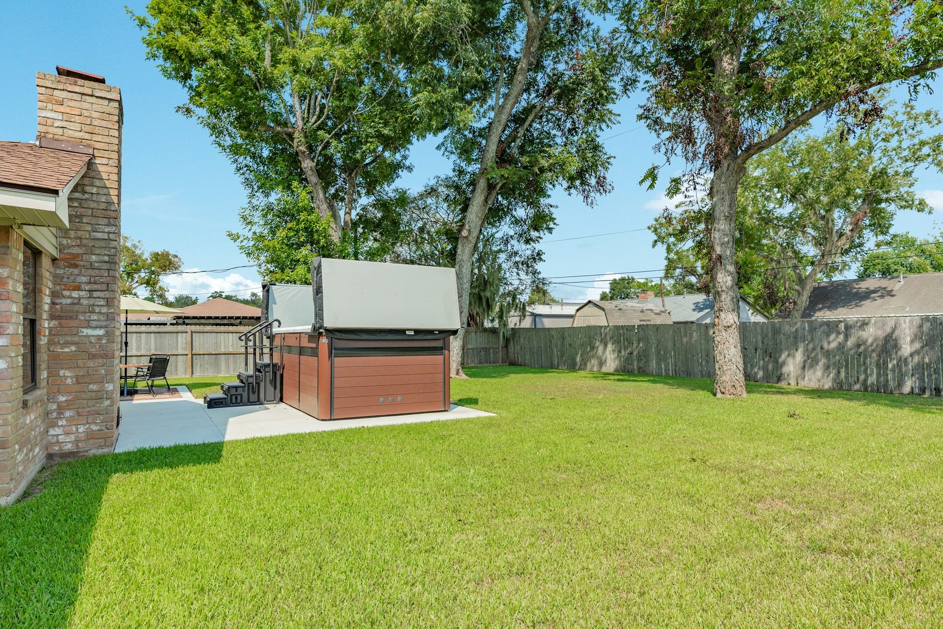 528 Daffodil Street, Lake Jackson, TX 77566 528 Daffodil Street, Lake Jackson, TX 77566