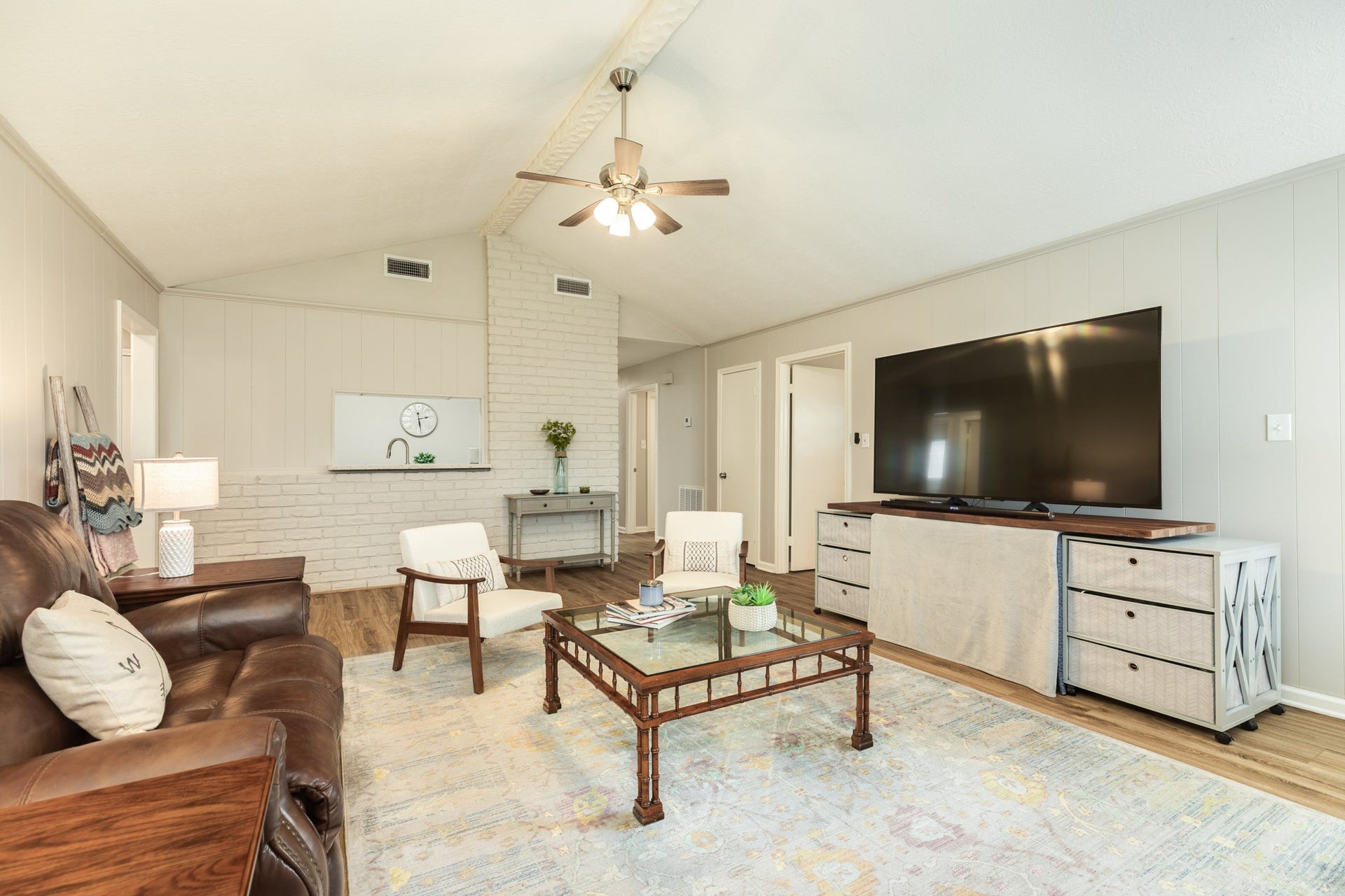 528 Daffodil Street, Lake Jackson, TX 77566 528 Daffodil Street, Lake Jackson, TX 77566