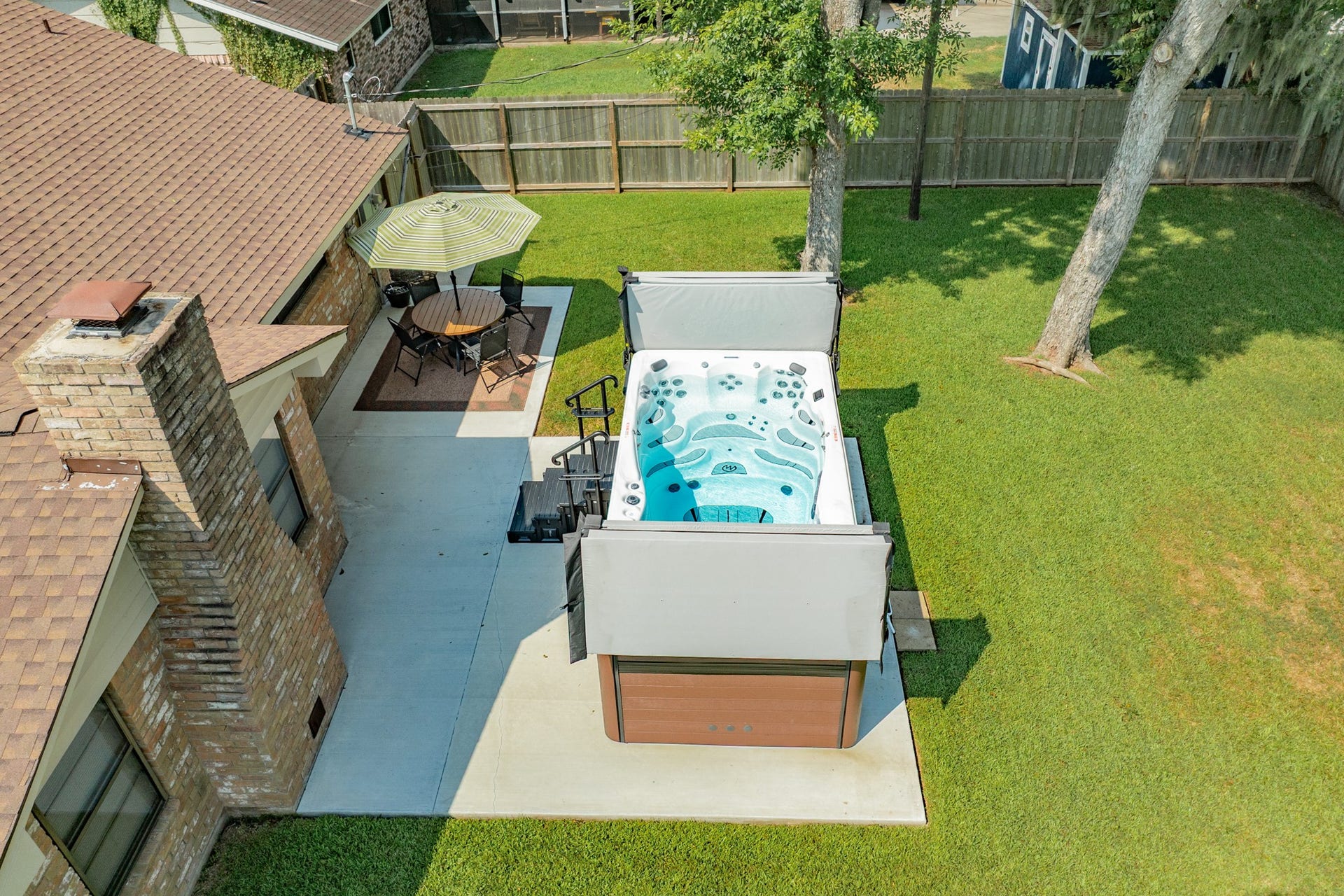 528 Daffodil Street, Lake Jackson, TX 77566 528 Daffodil Street, Lake Jackson, TX 77566