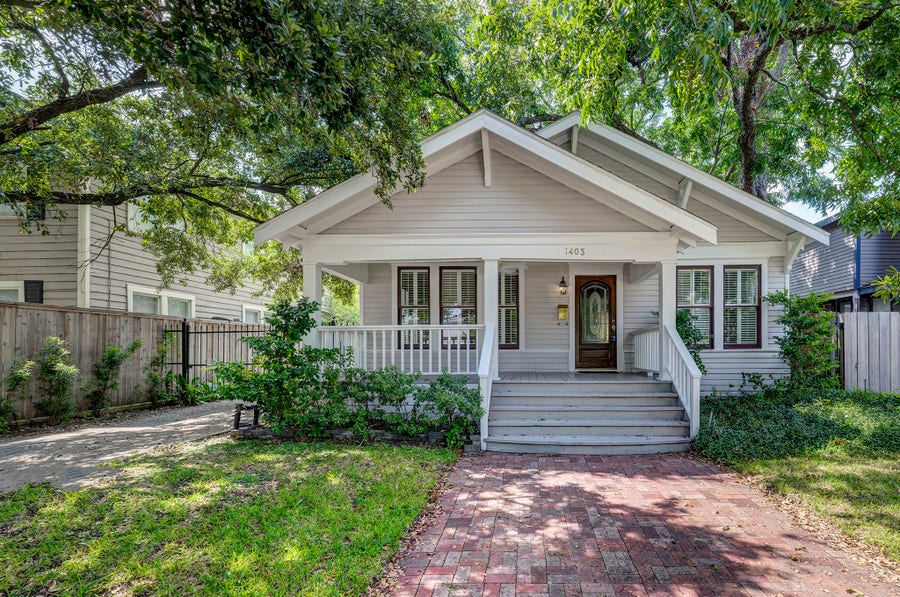Property photo for 1403 Bonnie Brae, Houston, TX
