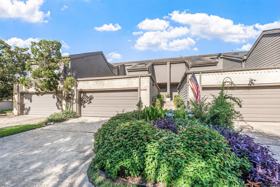 Property photo for 18040 Bal Harbour Drive, Houston, TX