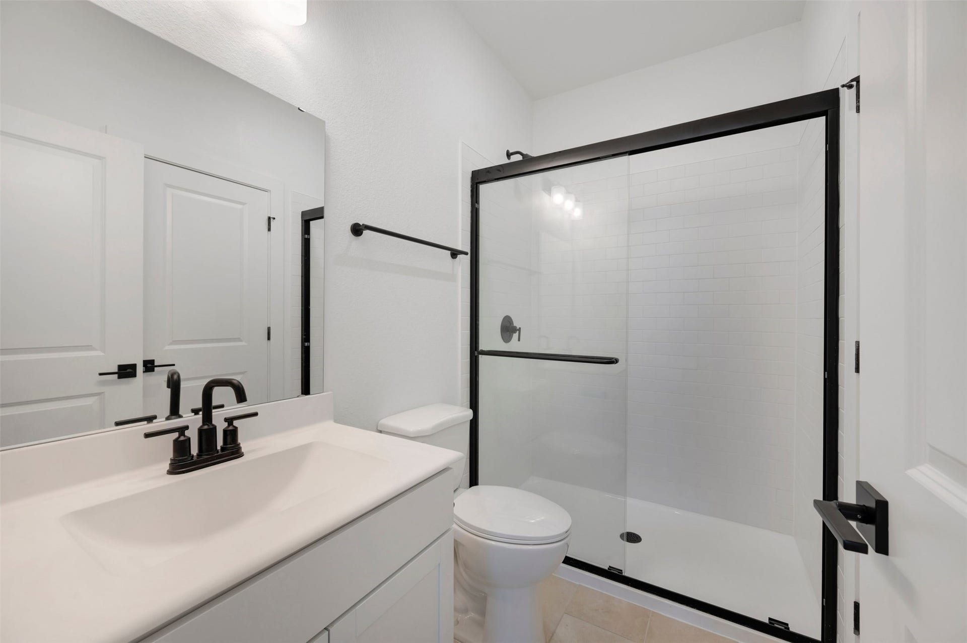 4005 Cardinal Way, Waller, TX 77484 Bedroom 3 bath