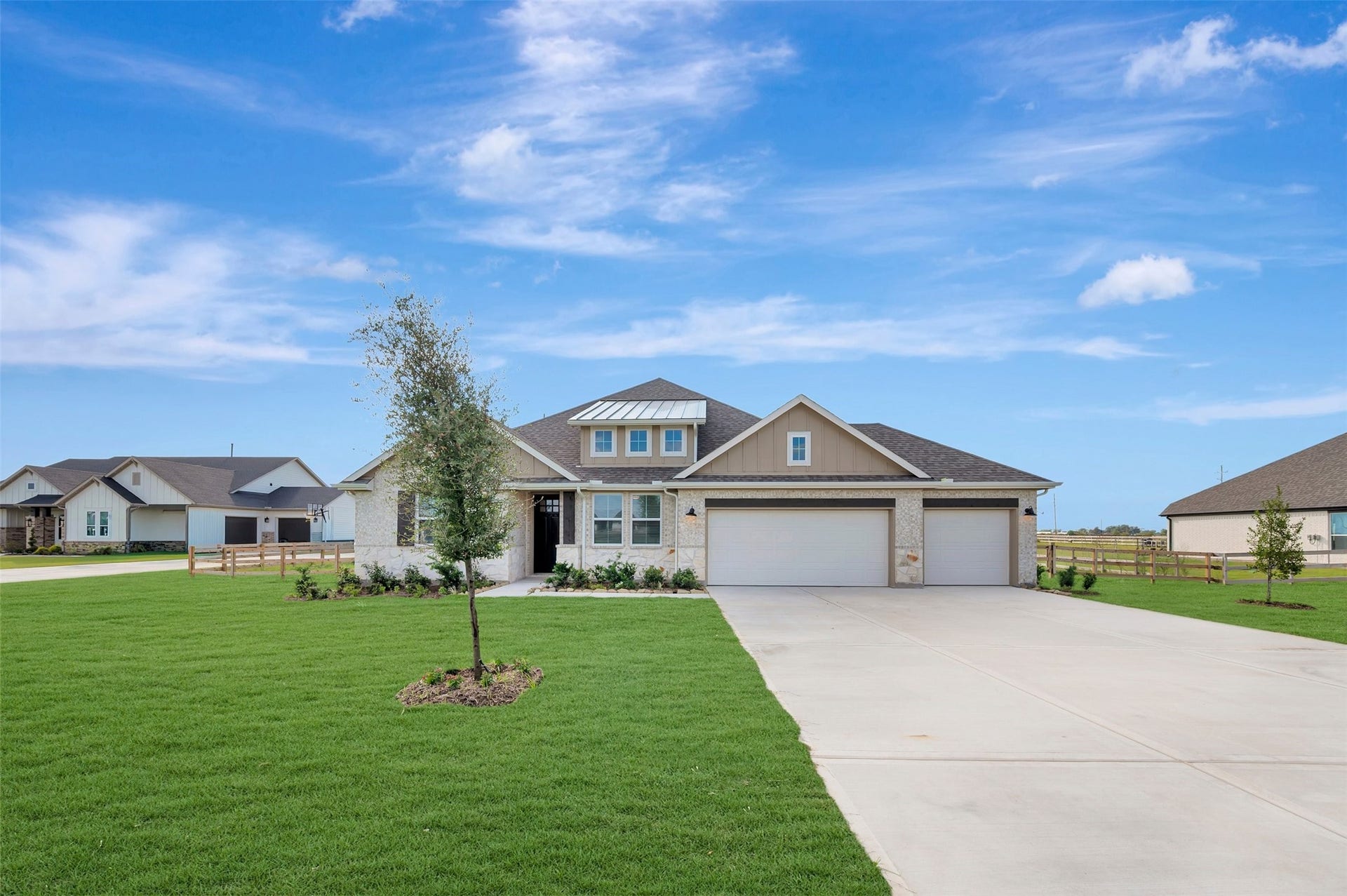 4005 Cardinal Way, Waller, TX 77484 Gorgeous Geneva design by K. Hovnanian Homes with elevation RA in beautiful Lakeview.