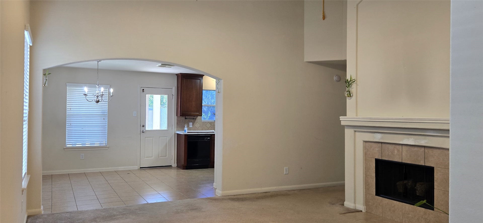 1903 Roaring Springs Drive, Pearland, TX 77584 1903 Roaring Springs Drive, Pearland, TX 77584