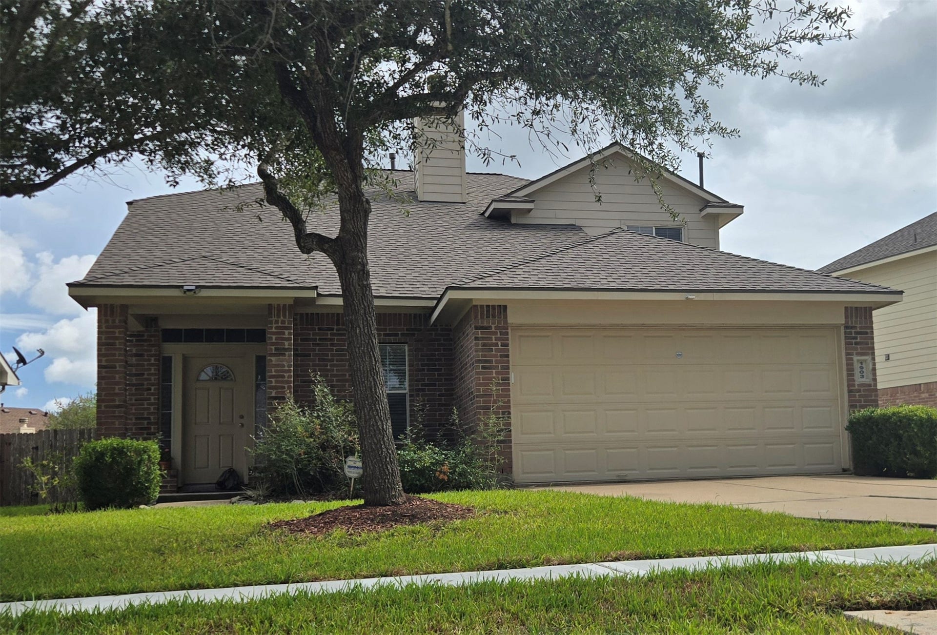 1903 Roaring Springs Drive, Pearland, TX 77584 1903 Roaring Springs Drive, Pearland, TX 77584