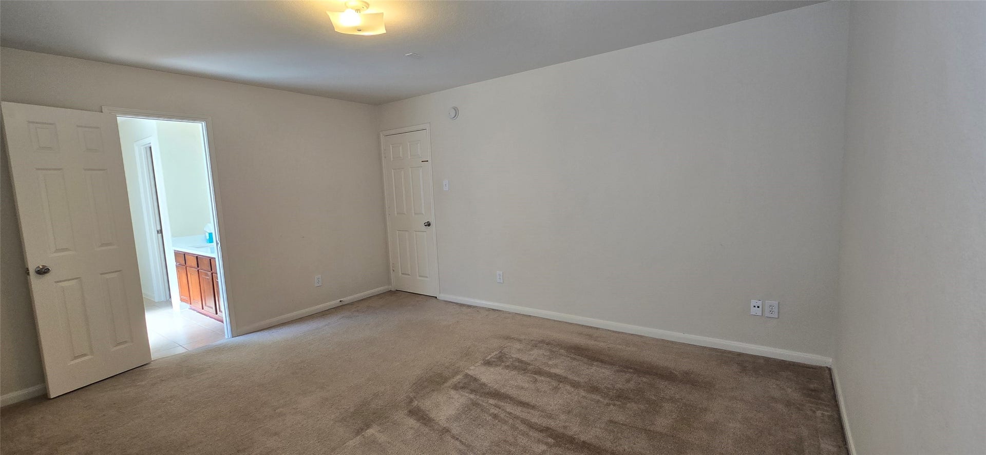 1903 Roaring Springs Drive, Pearland, TX 77584 1903 Roaring Springs Drive, Pearland, TX 77584