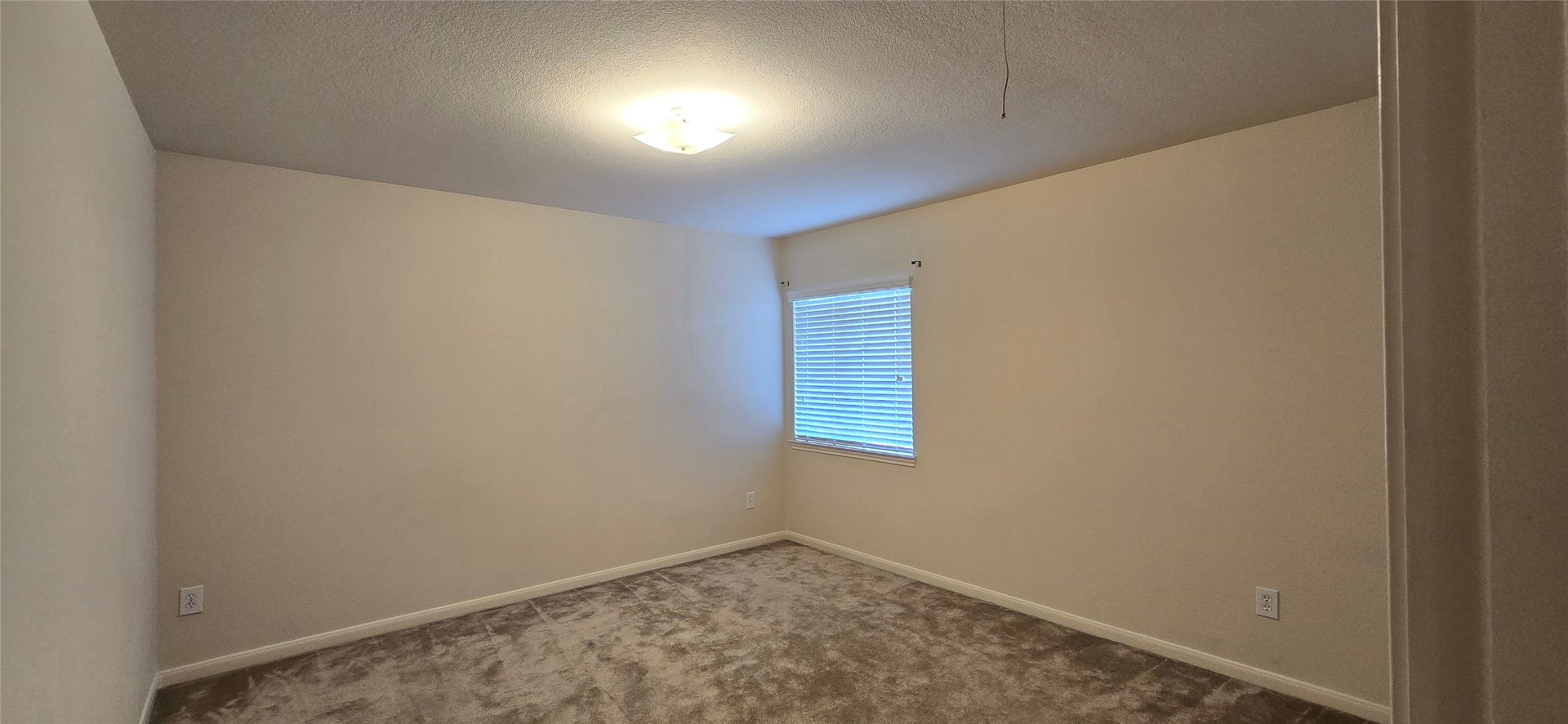 1903 Roaring Springs Drive, Pearland, TX 77584 1903 Roaring Springs Drive, Pearland, TX 77584