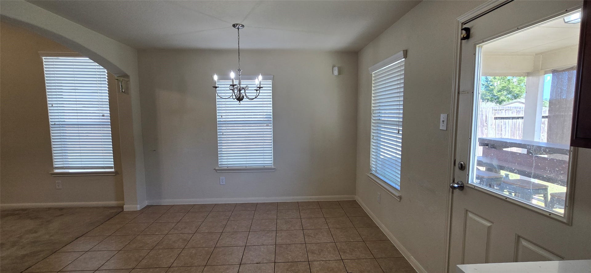1903 Roaring Springs Drive, Pearland, TX 77584 1903 Roaring Springs Drive, Pearland, TX 77584