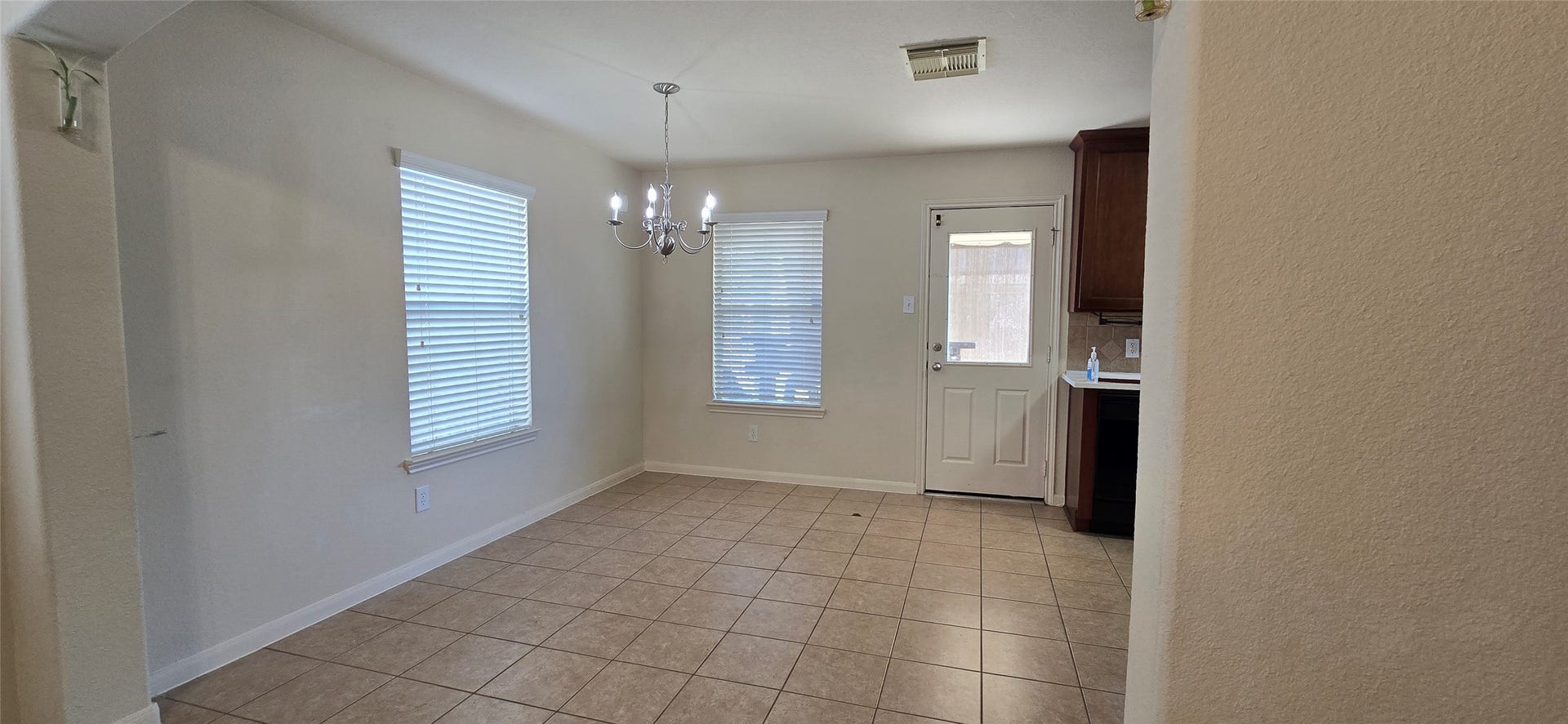 1903 Roaring Springs Drive, Pearland, TX 77584 1903 Roaring Springs Drive, Pearland, TX 77584