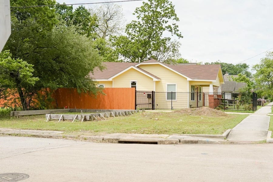 Property photo for 3430 Mcgowen Street, Houston, TX