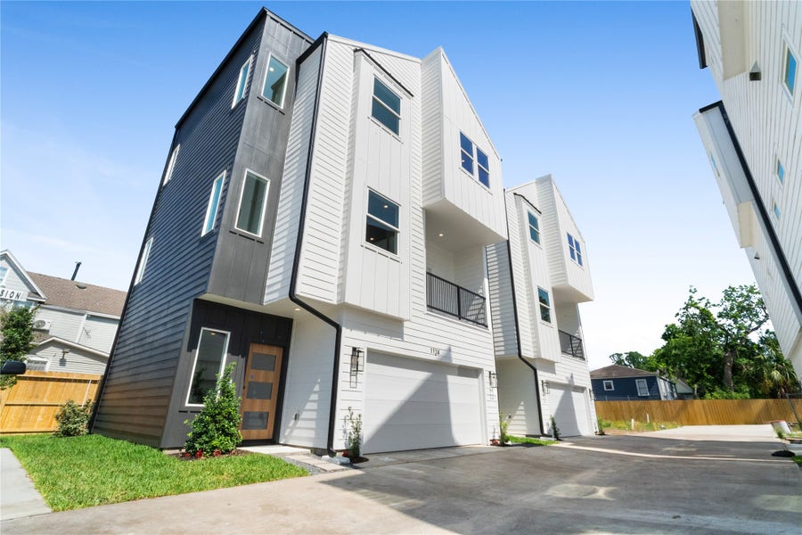 Property photo for 1116 Hogan Street, Houston, TX