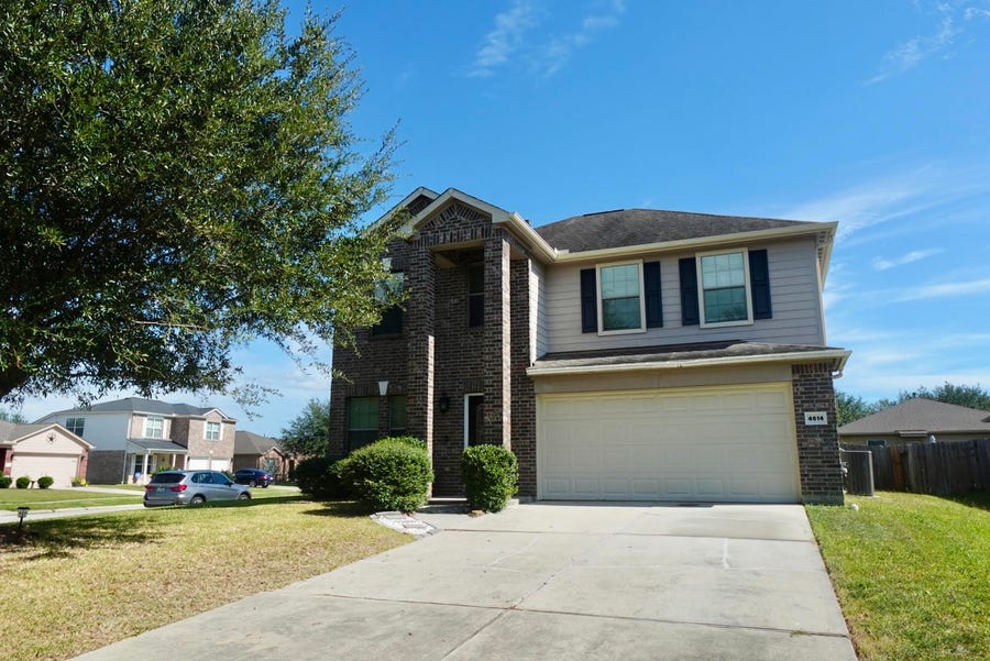 Property photo for 4614 Pin Oak Creek Lane, Houston, TX