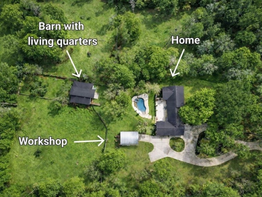 Property photo for 2004 Northshore Drive, Conroe, TX
