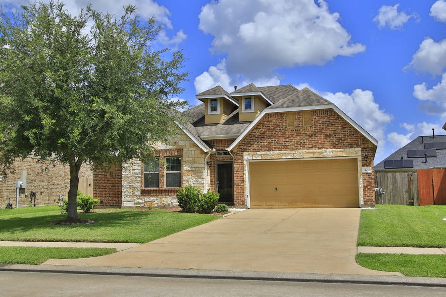 Property photo for 271 Westwood Drive, League City, TX