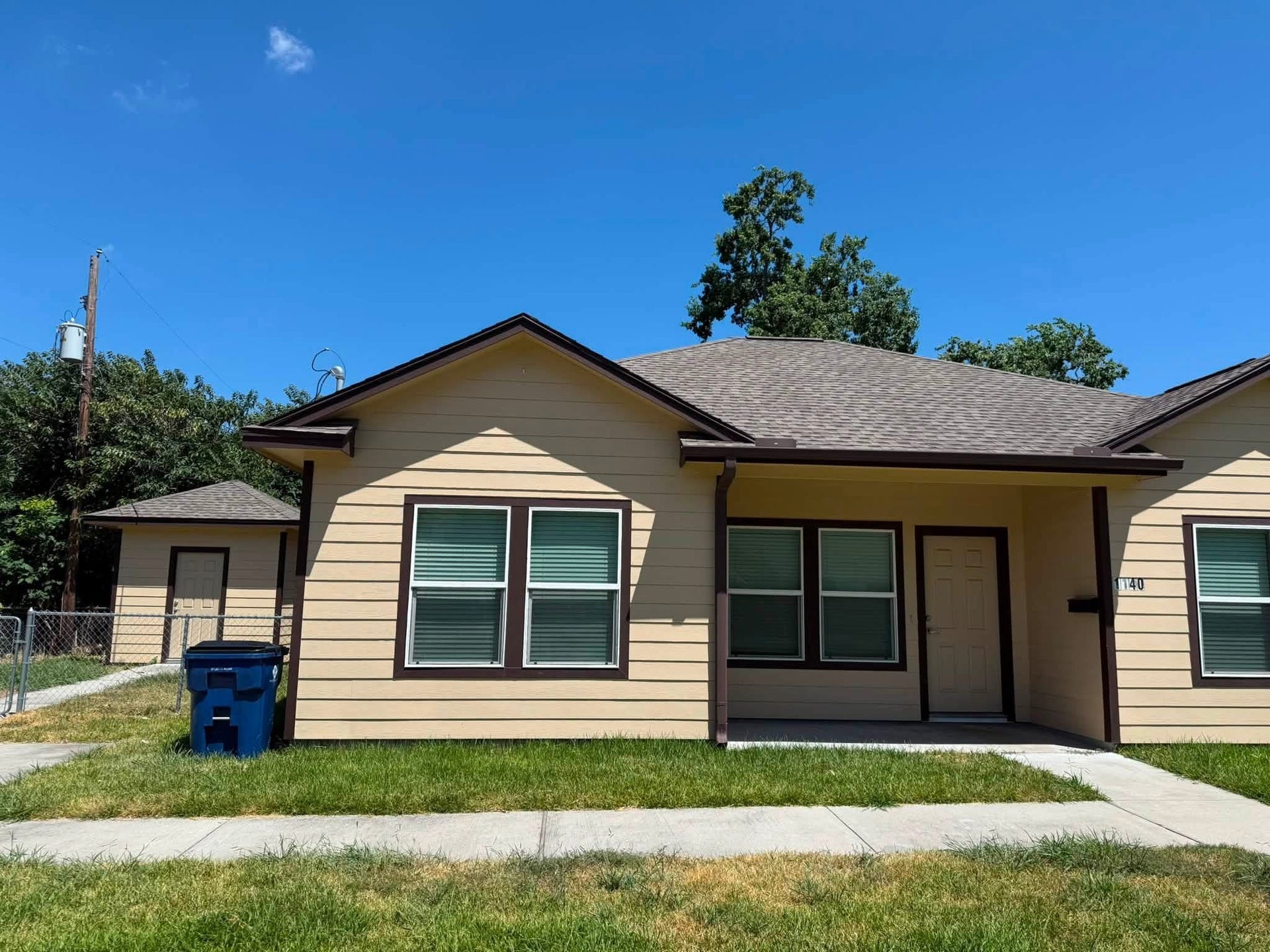 1140 2nd Avenue N, Texas City, TX 77590
