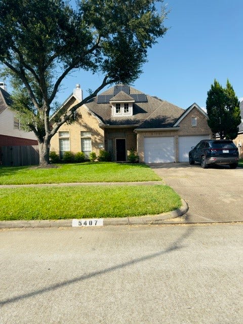 Property photo for 5407 Masonglen Court, Sugar Land, TX