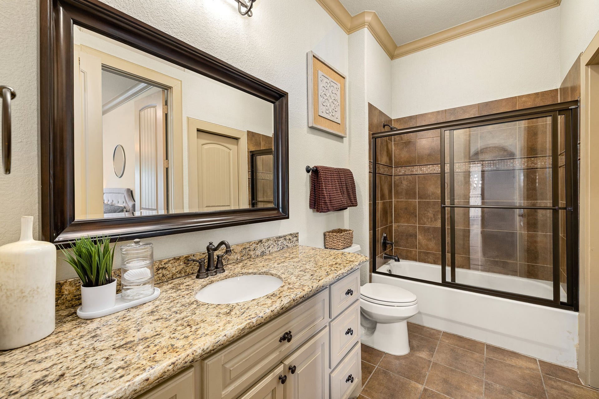 23 Oak Cove Lane, Humble, TX 77346