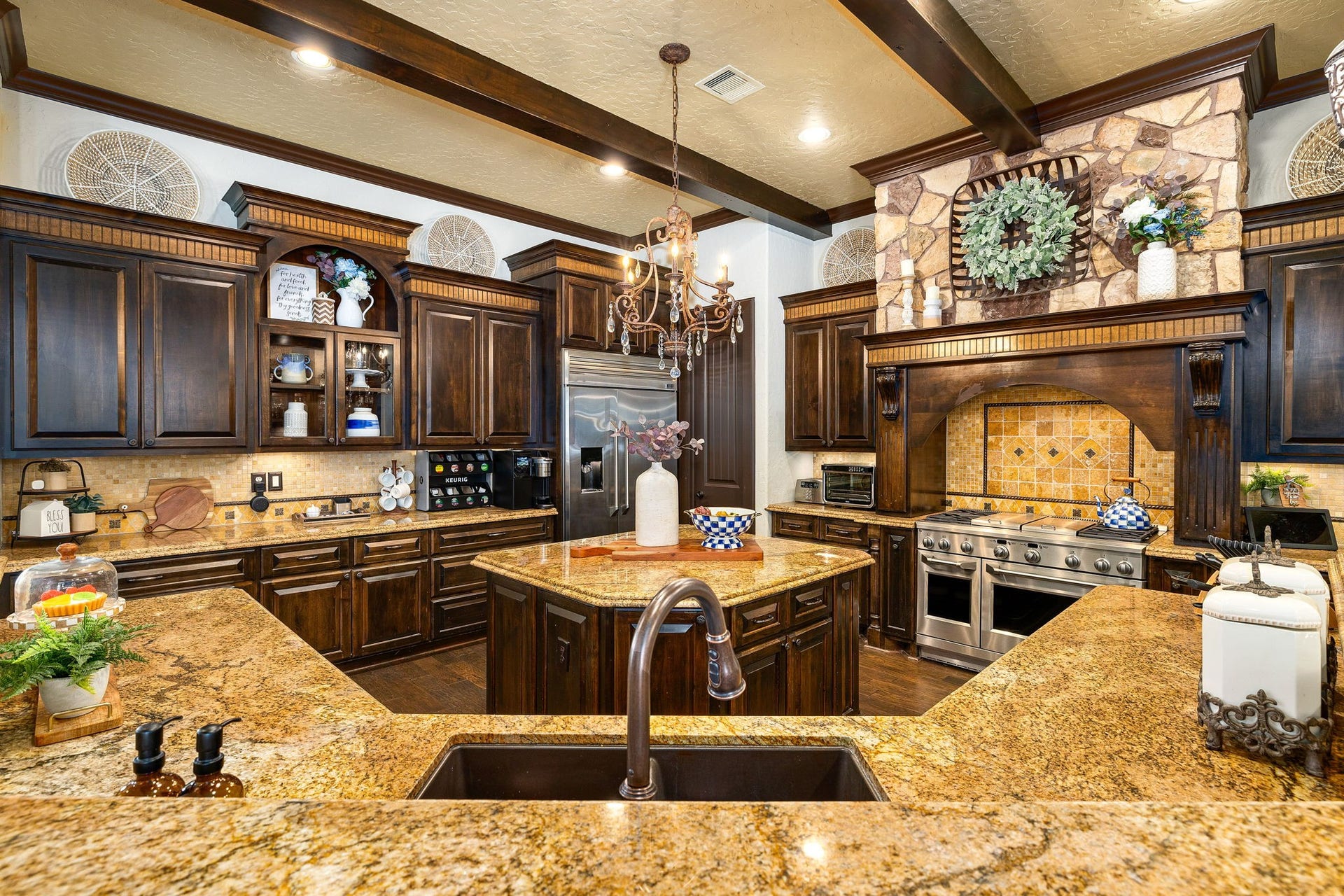 23 Oak Cove Lane, Humble, TX 77346